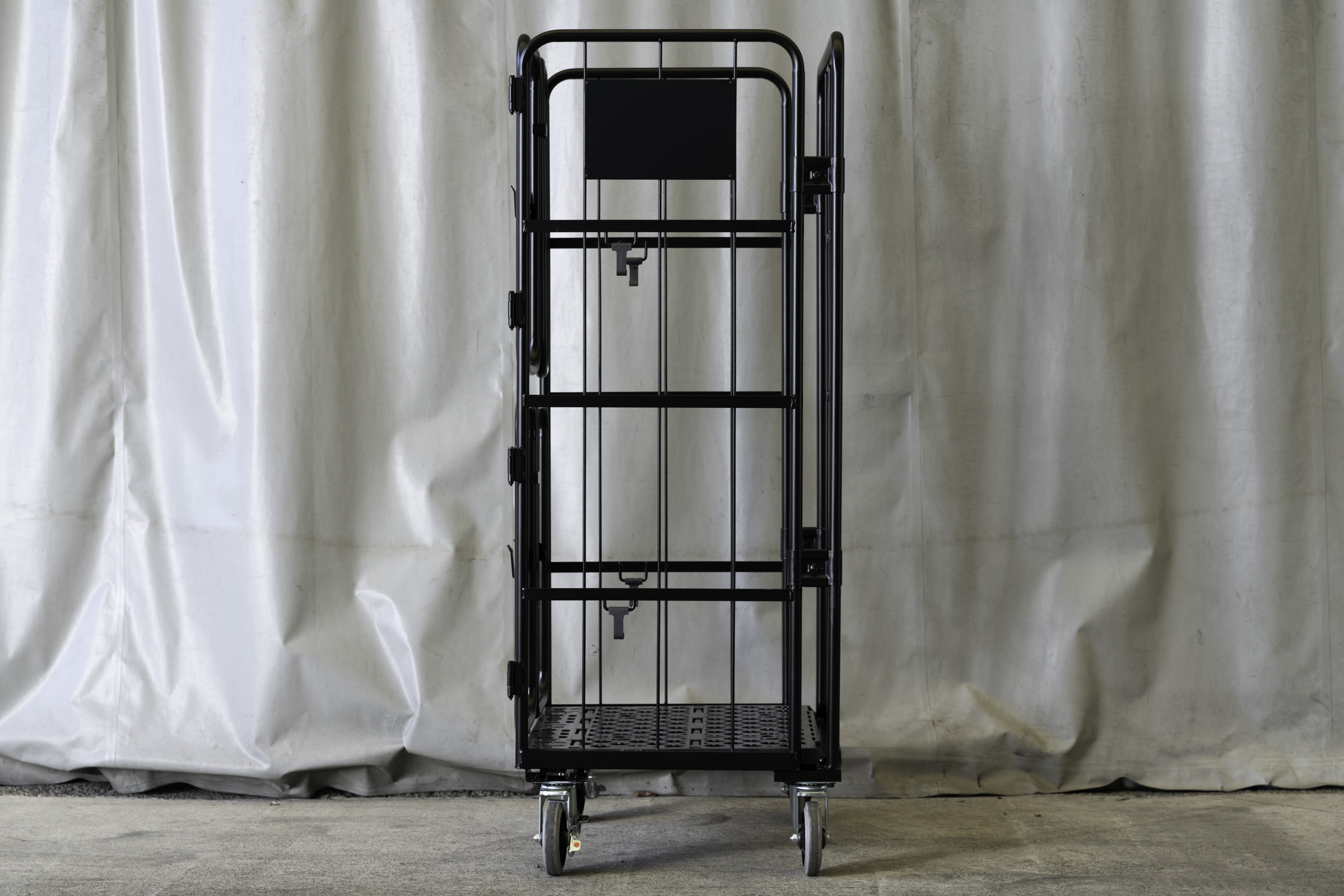 上下観音扉付きカゴ台車 ブラック 画像08