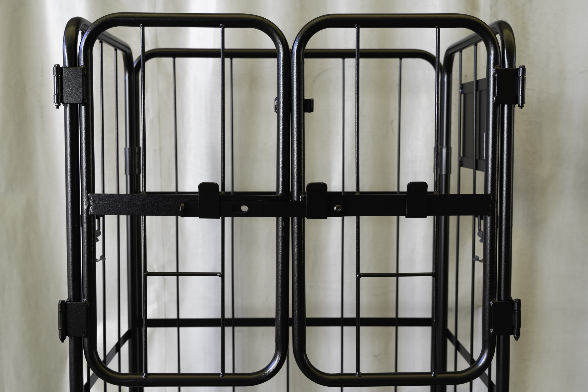 上下観音扉付きカゴ台車 ブラック 画像14