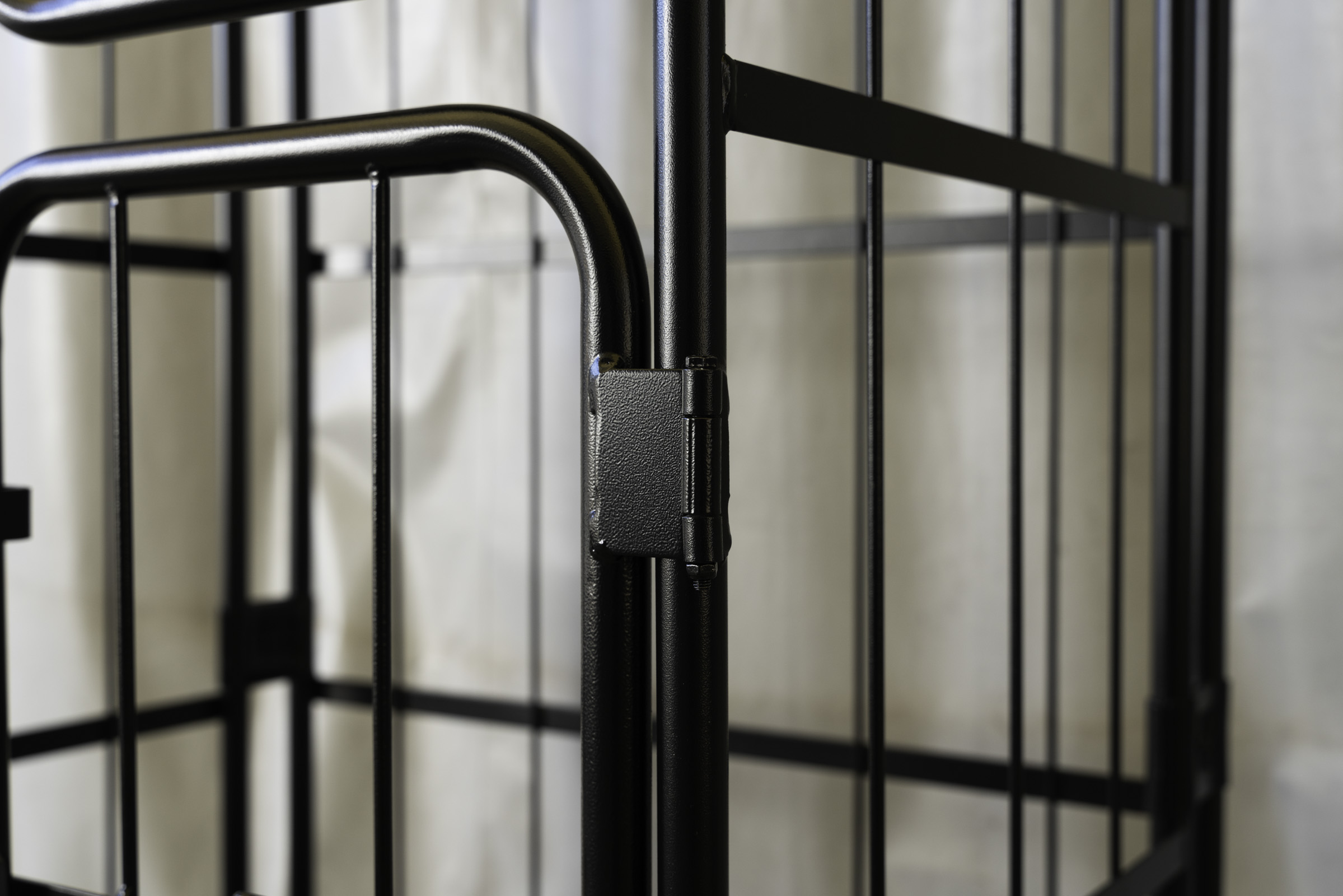 上下観音扉付きカゴ台車 ブラック 画像15