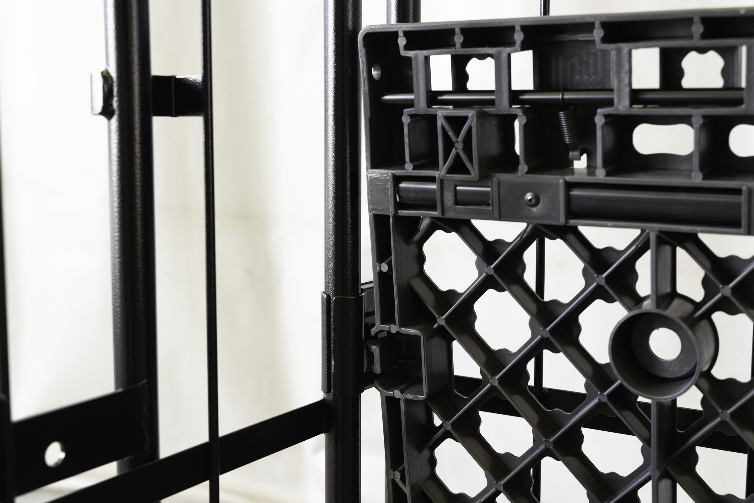 上下観音扉付きカゴ台車 ブラック 画像19